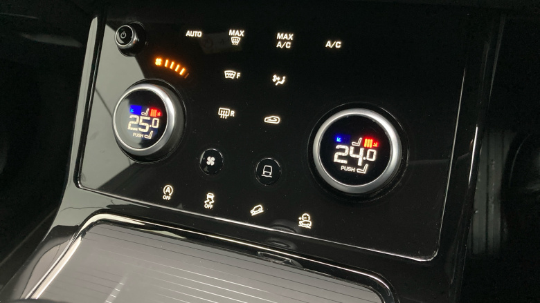 Land Rover Range Rover Evoque 2.0 D200 R-Dynamic SE 5dr Auto Diesel Hatchback